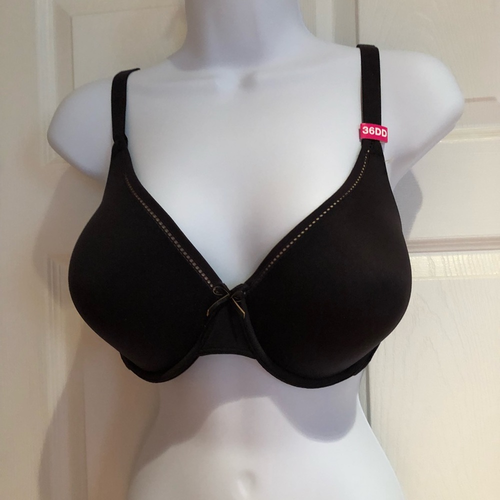 New maidenform bra . 36DD